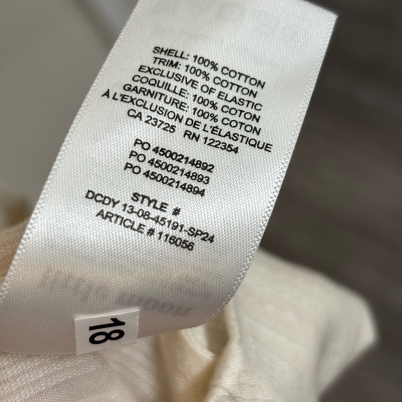 Aritzia Little Moon
Bask Dress Matte Pearl size Medium - Picture 5 of 14